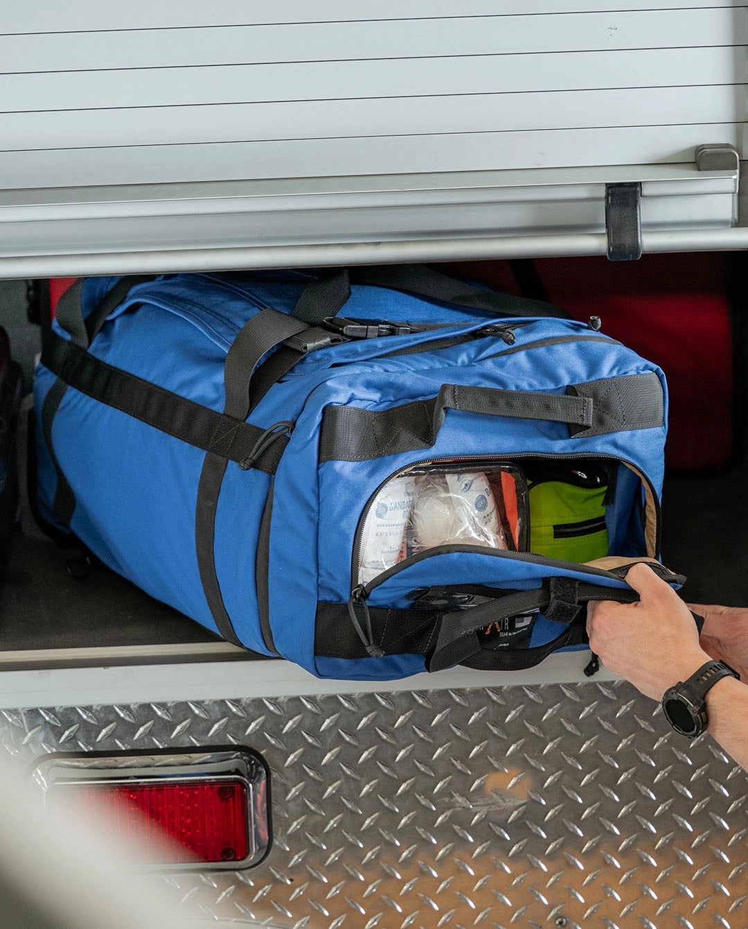 Thin Air Gear Pike rolling deployment bag with quick-access front compartment for organized emergency gear